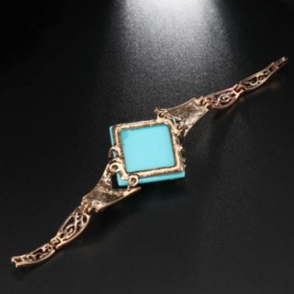 Emerald Green Stone With Vintage Gold Tone Kinel Turkish Bracelet For Women - Picture 4 of 4